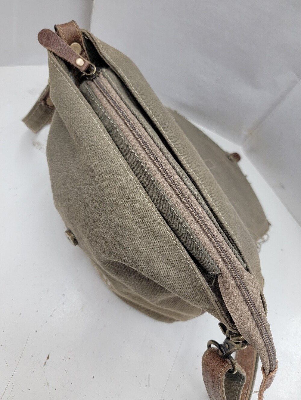 Myra Bag Canvas & Leather Hide Crossbody Bag Upcycled Military Canvas - Picture 10 of 12